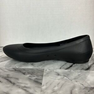 Crocs slip on ballerina flat shoe. Navy. Womens size 11